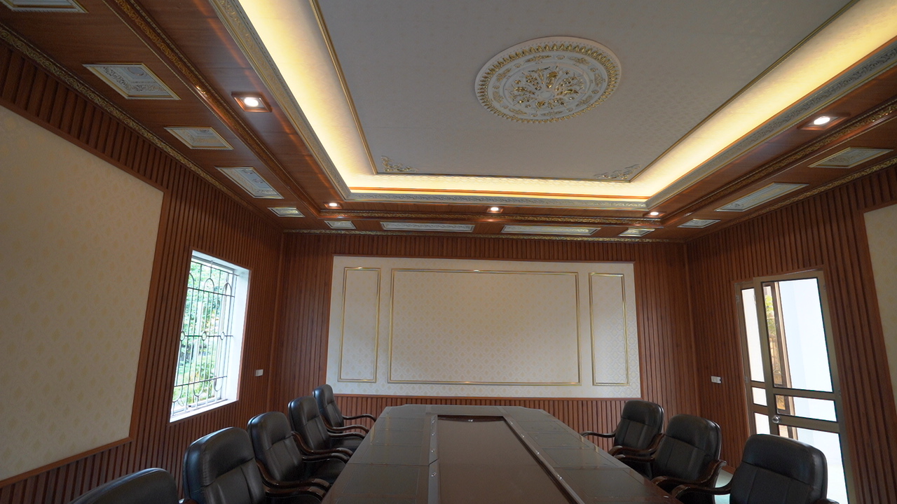 tấm ốp tường và lam sóng PVC